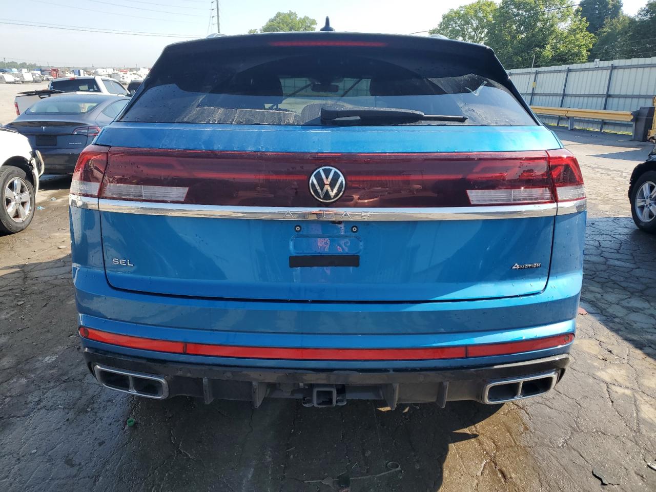 1V2AE2CA1RC221137 2024 Volkswagen Atlas Cross Sport Sel R-Line