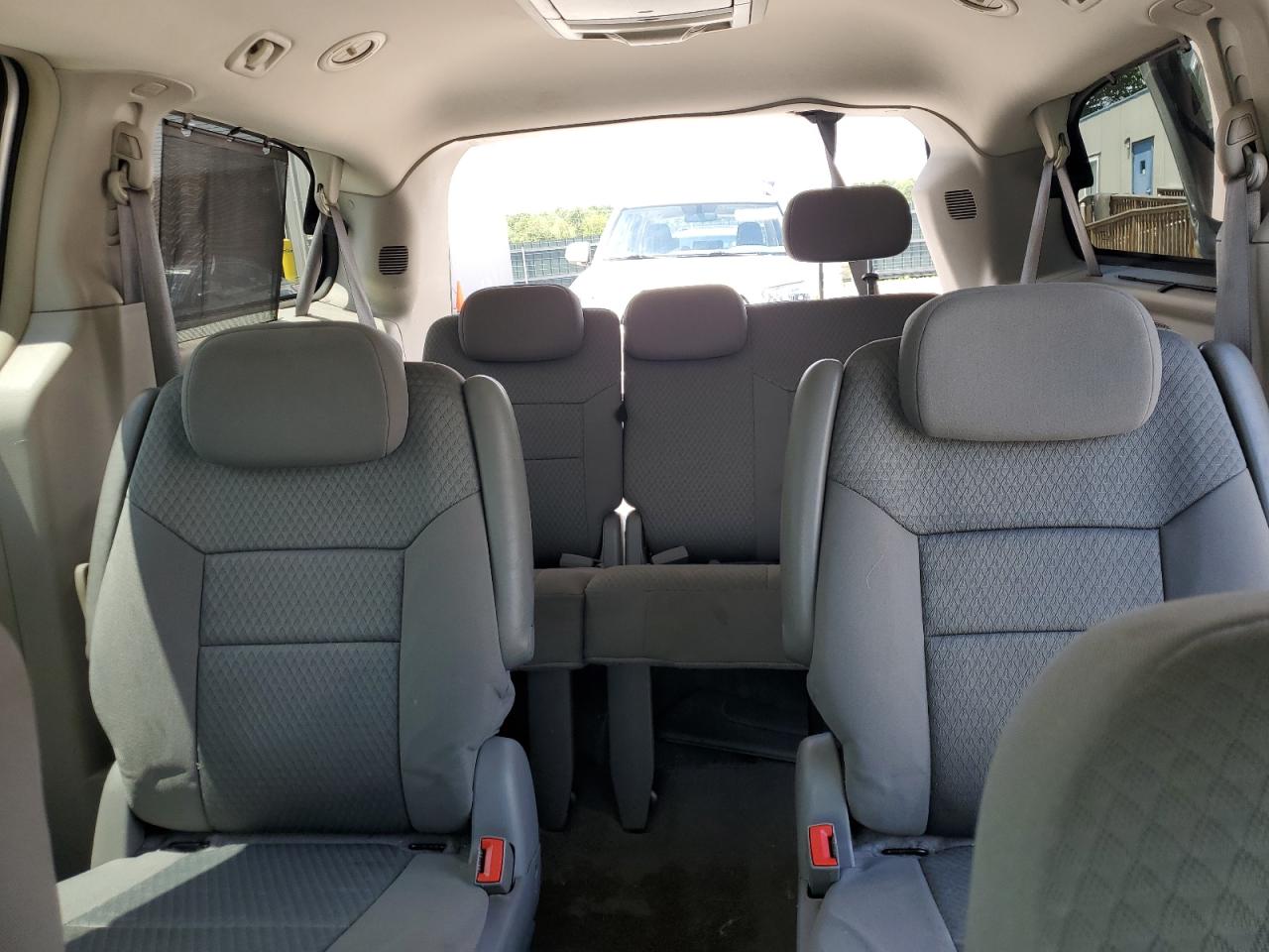 2A4RR5D18AR104170 2010 Chrysler Town & Country Touring