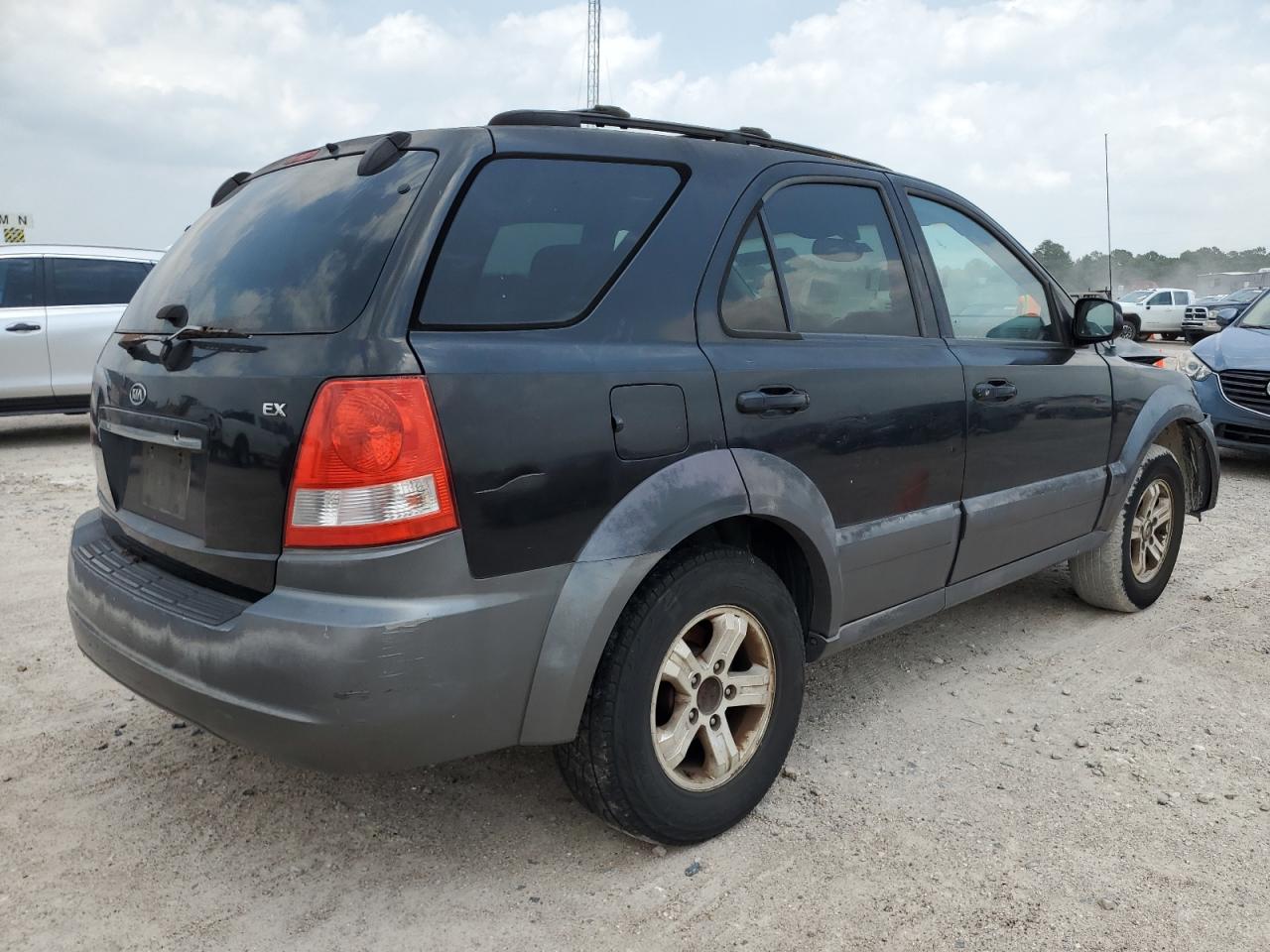 KNDJD733355340535 2005 Kia Sorento Ex