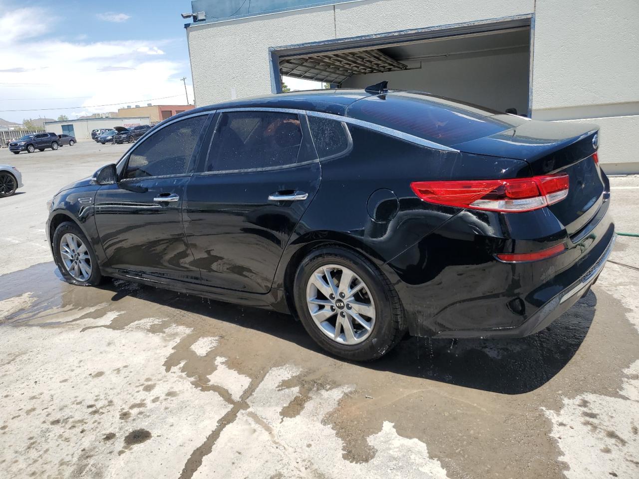 2019 Kia Optima Lx vin: 5XXGT4L3XKG275573