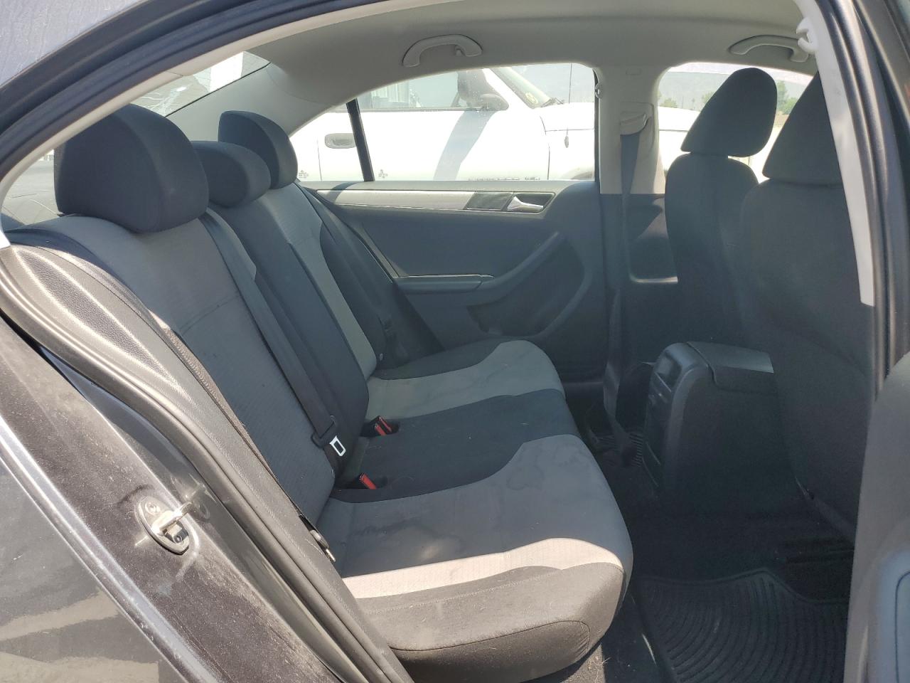 3VW2B7AJ9HM381744 2017 Volkswagen Jetta S