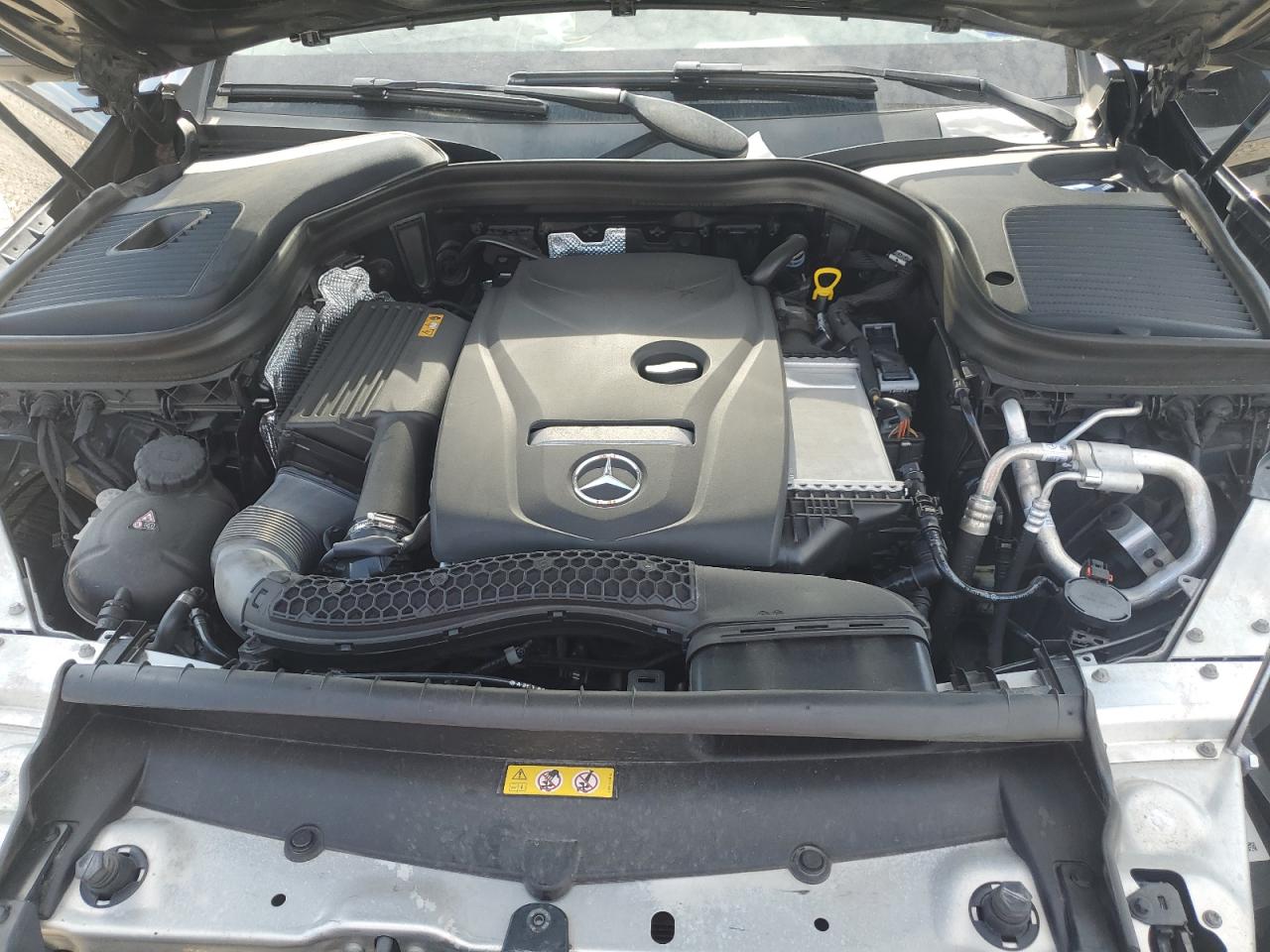 WDC0G4KB8KV120131 2019 Mercedes-Benz Glc 300 4Matic