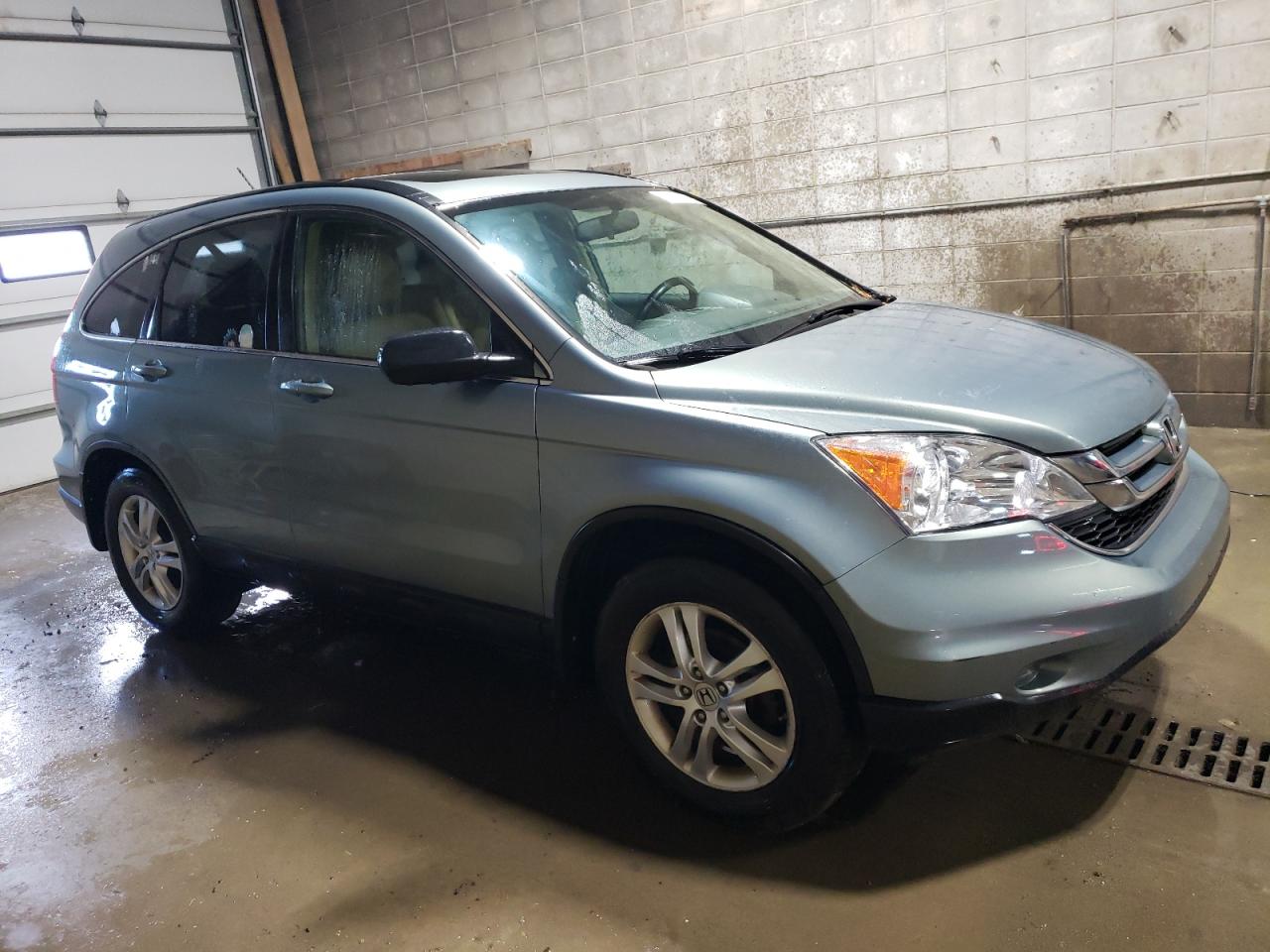 JHLRE4H72AC009237 2010 Honda Cr-V Exl