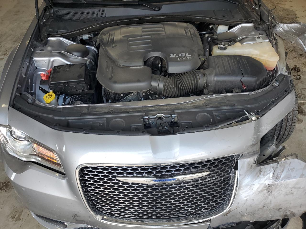 2C3CCAEG3JH149004 2018 Chrysler 300 Limited