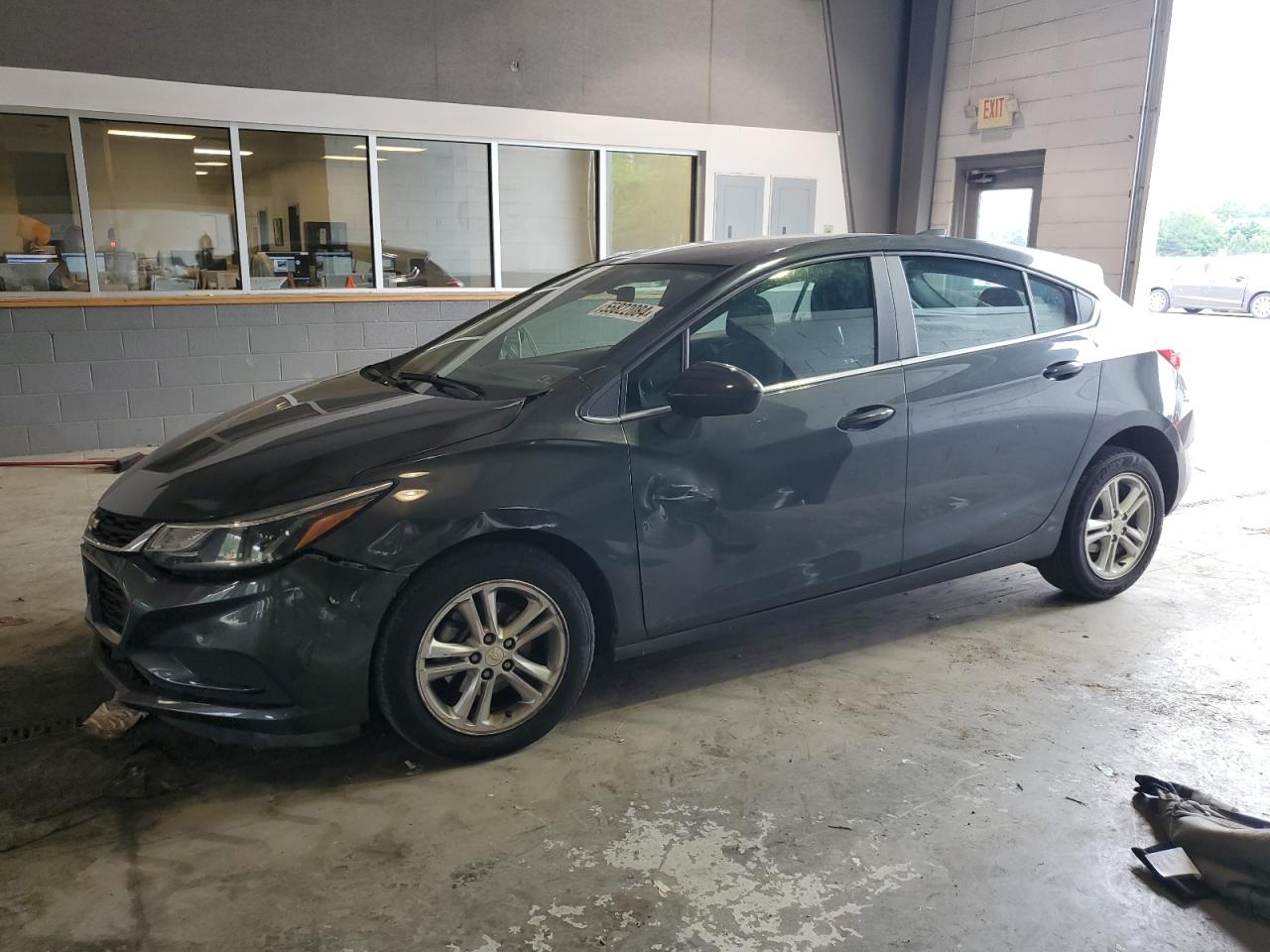 3G1BE6SM3JS519205 2018 Chevrolet Cruze Lt