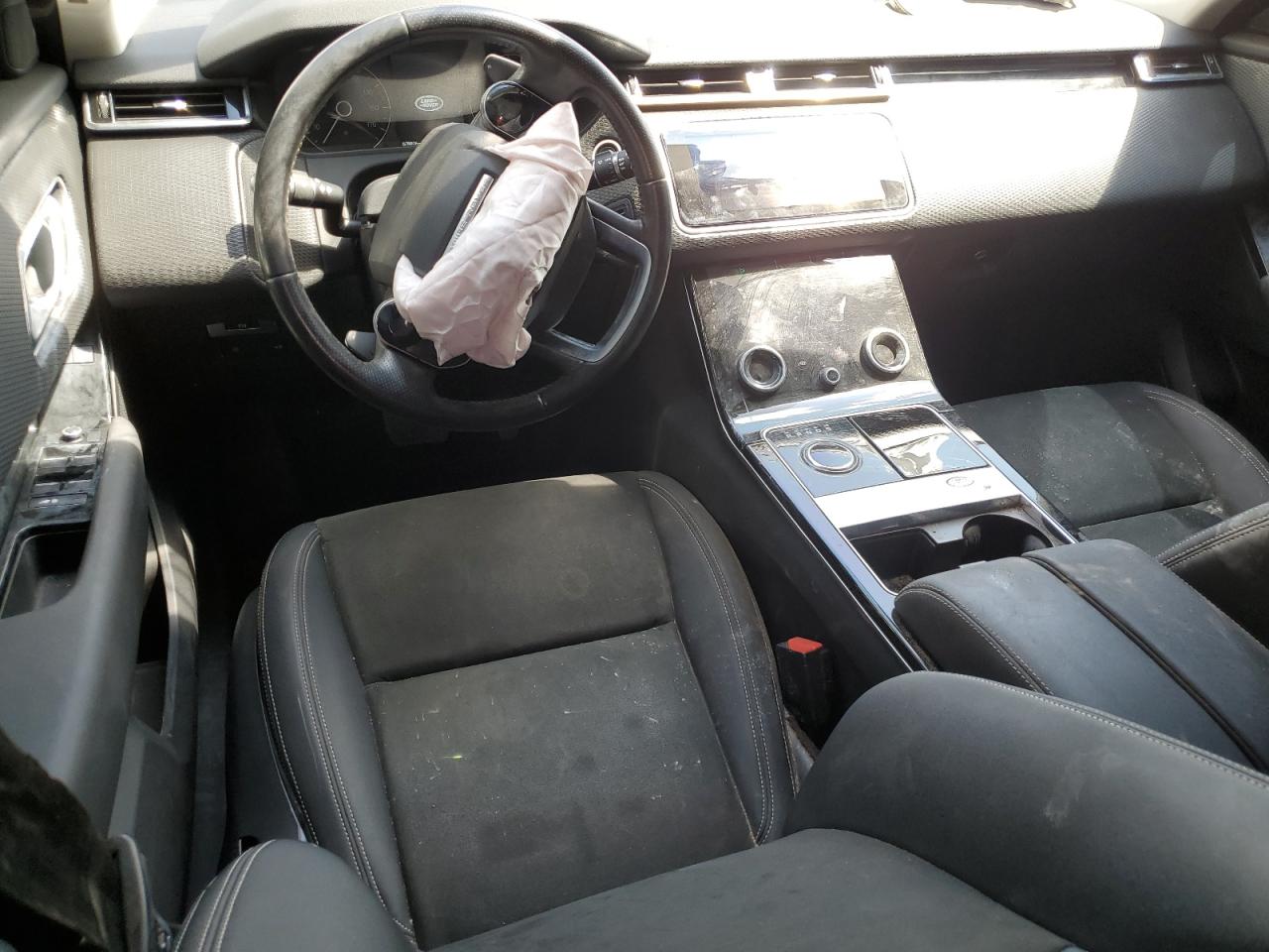 SALYA2RX5JA752227 2018 Land Rover Range Rover Velar