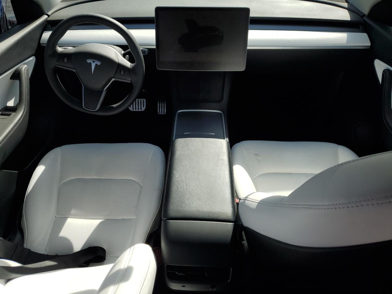 7SAYGDEF2NF491010 2022 Tesla Model Y