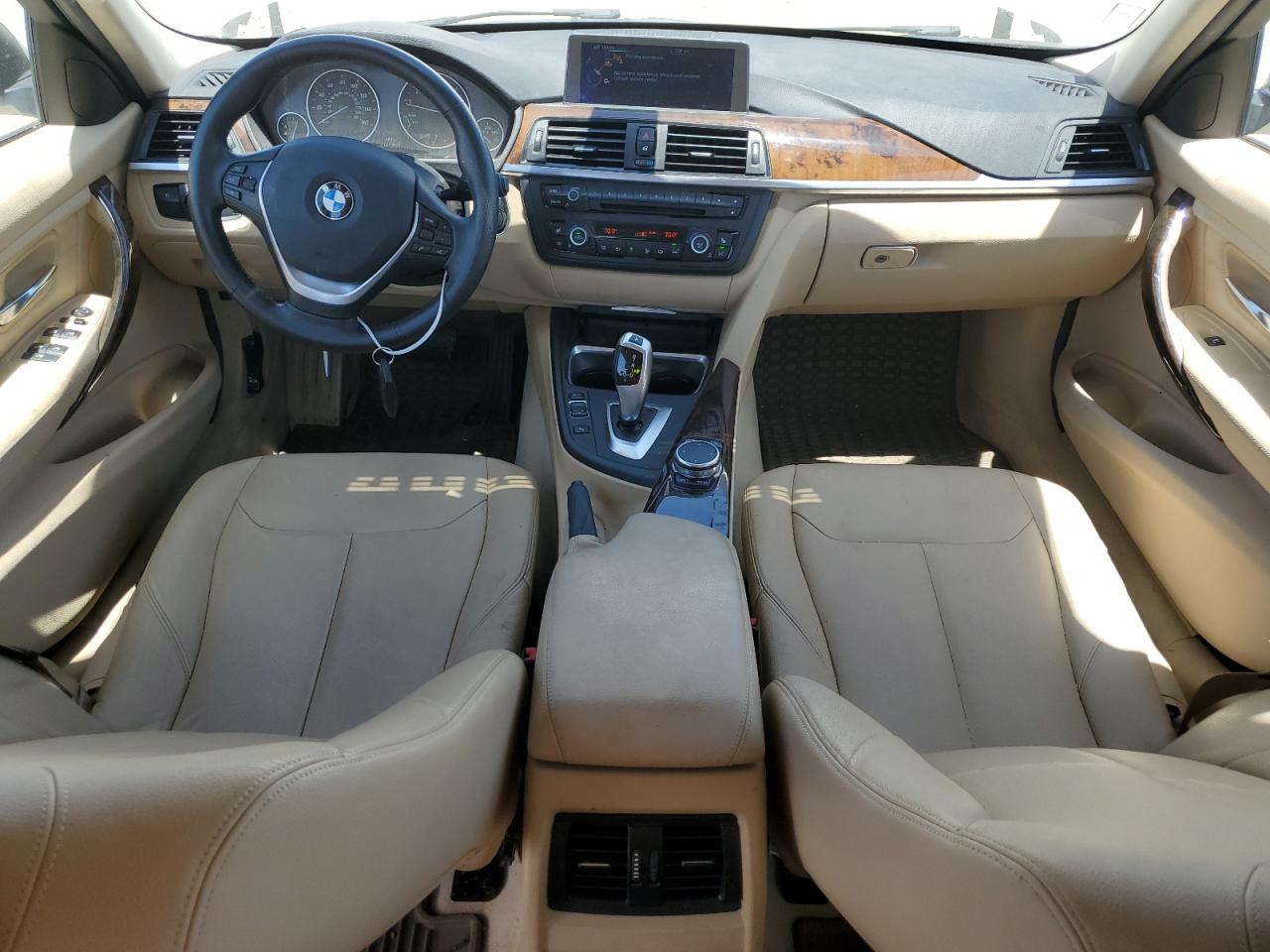 WBA3B3C51FF548933 2015 BMW 328 Xi