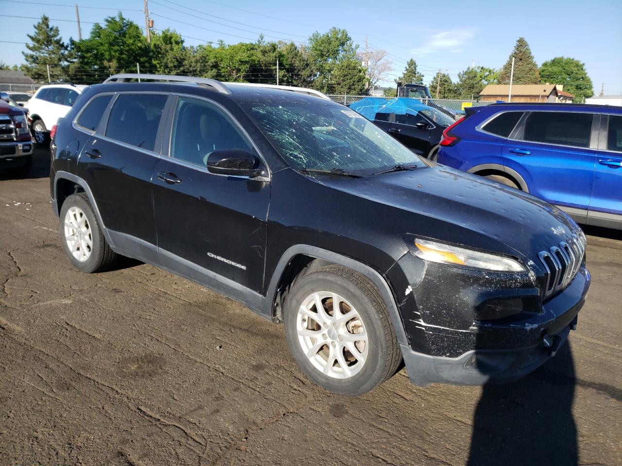 2014 Jeep Cherokee Latitude vin: 1C4PJLCB9EW245085