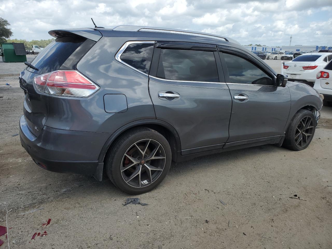 5N1AT2MT1FC816682 2015 Nissan Rogue S