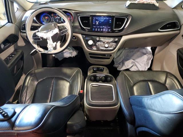 VIN 2C4RC1GG8JR272536 2018 Chrysler Pacifica, Limited no.8