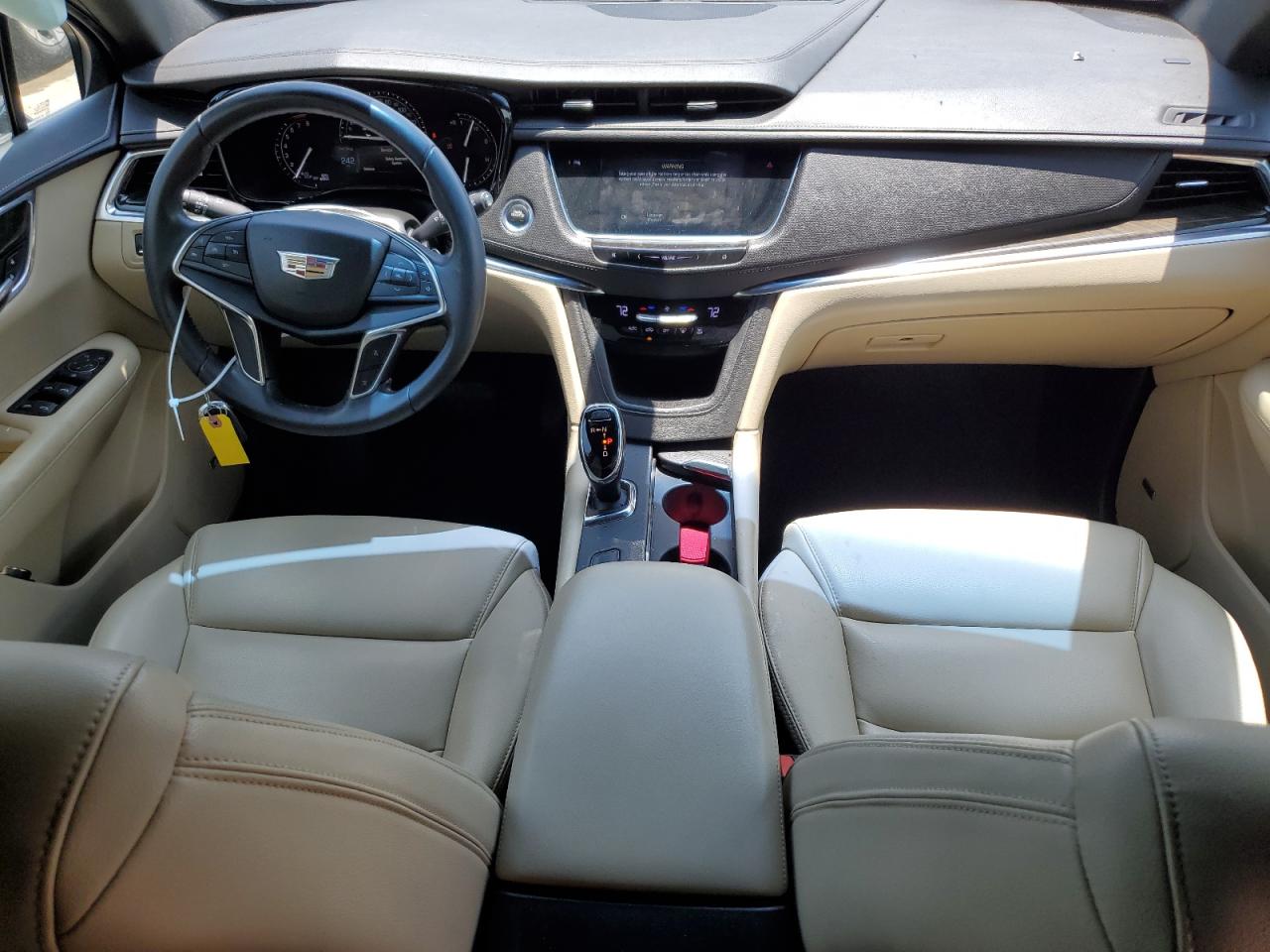 1GYKNARS2JZ144063 2018 Cadillac Xt5