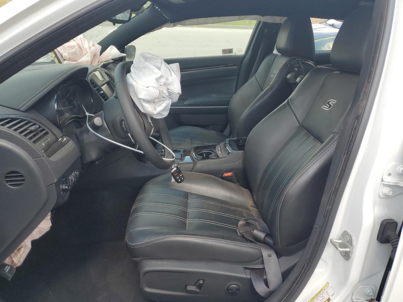 2C3CCABG8PH633344 2023 Chrysler 300 S