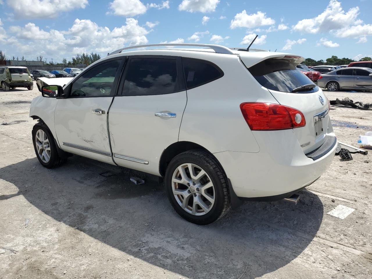 JN8AS5MT6DW004741 2013 Nissan Rogue S