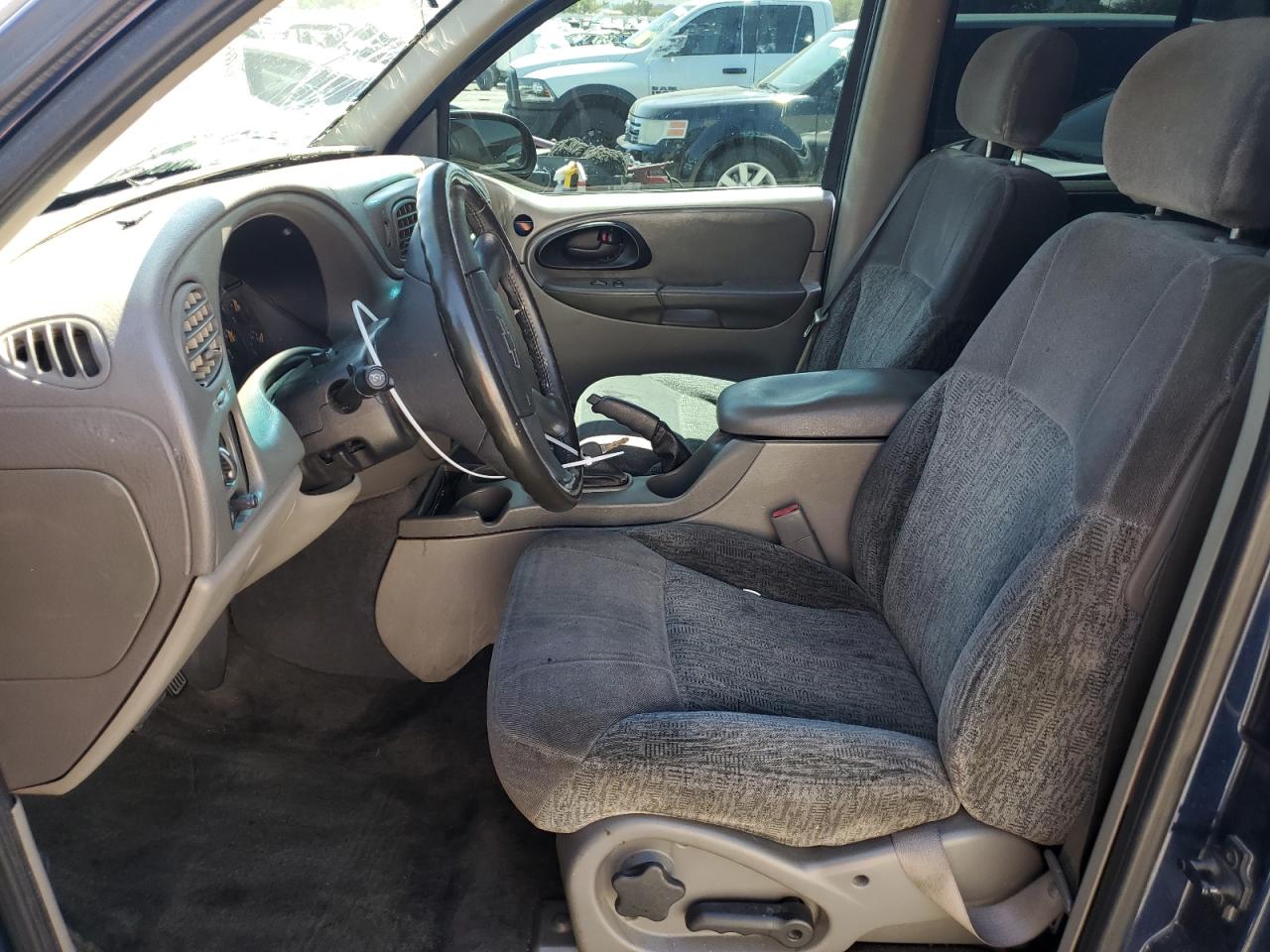 1GNDS13SX32118832 2003 Chevrolet Trailblazer