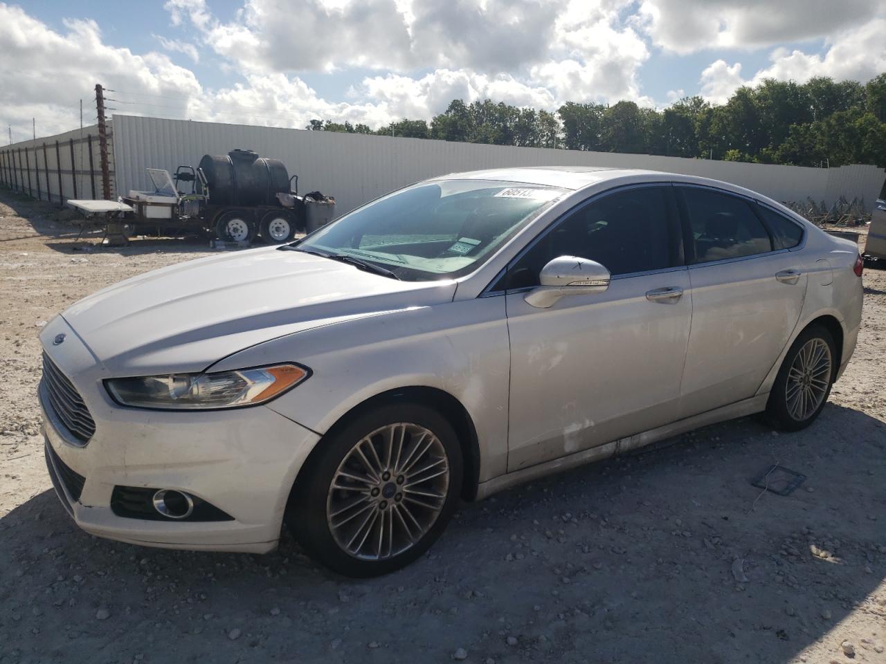 3FA6P0H91FR279028 2015 Ford Fusion Se