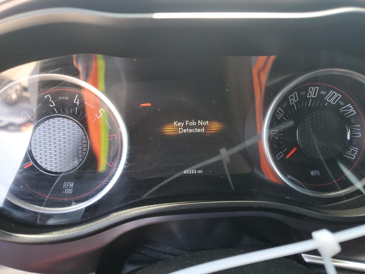 2C3CDZBT2GH232431 2016 Dodge Challenger R/T