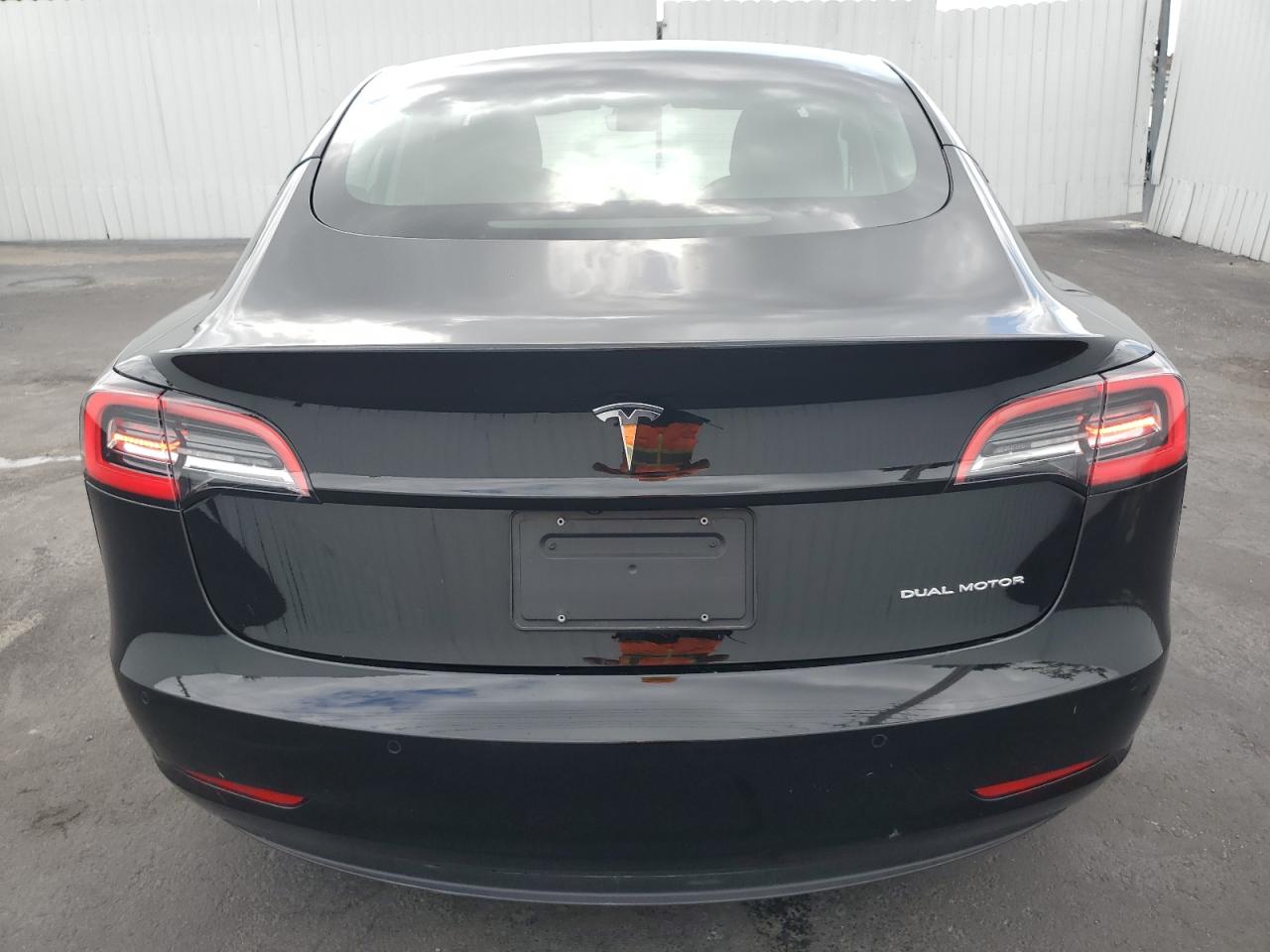 5YJ3E1EB3NF192280 2022 Tesla Model 3