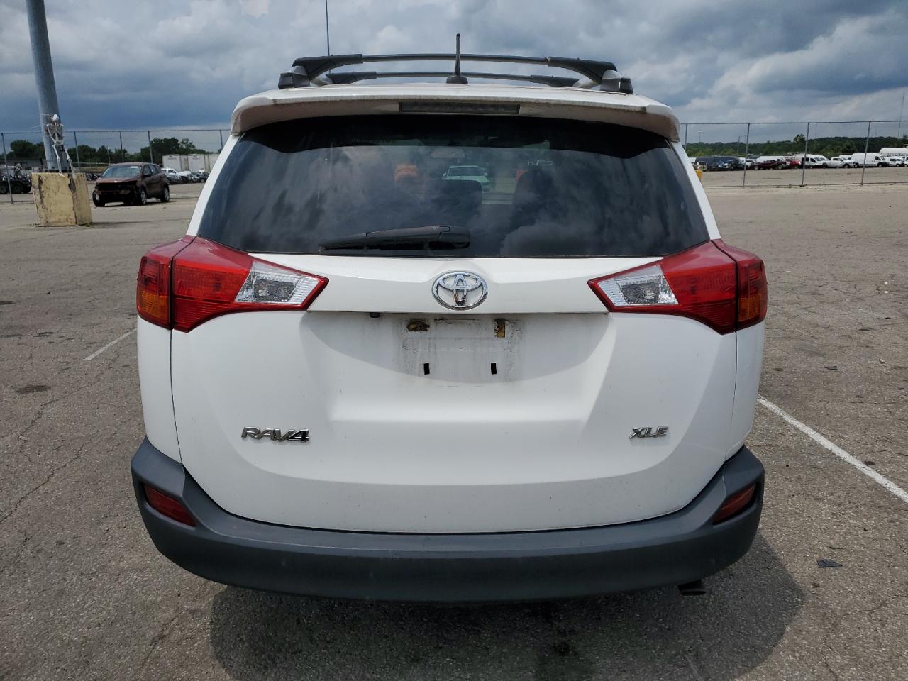 2015 Toyota Rav4 Xle vin: 2T3WFREV1FW208586