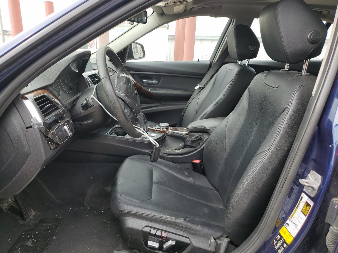 WBA8E5G58GNU21624 2016 BMW 320 Xi