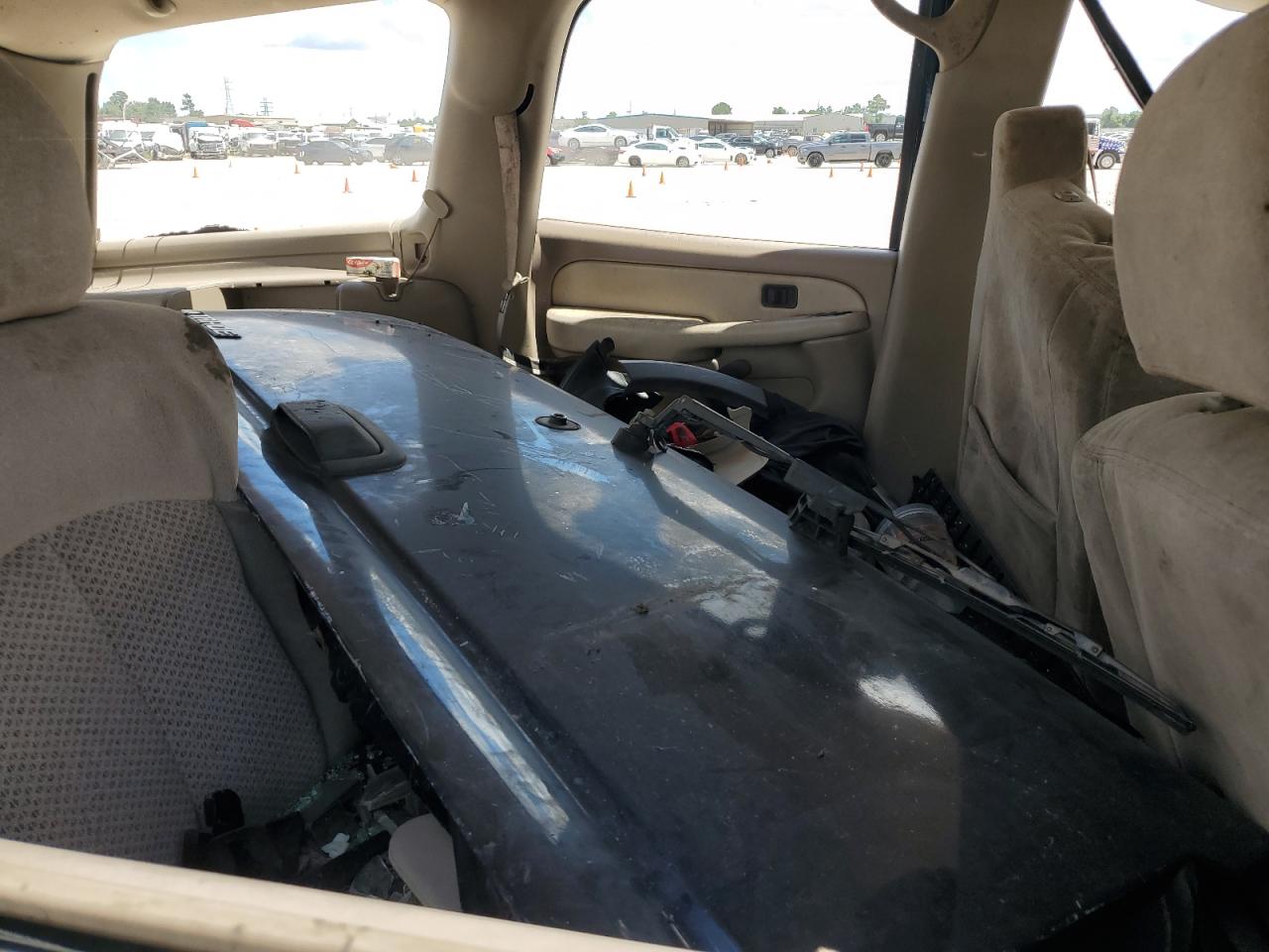 1GNEC13T81R106175 2001 Chevrolet Tahoe C1500