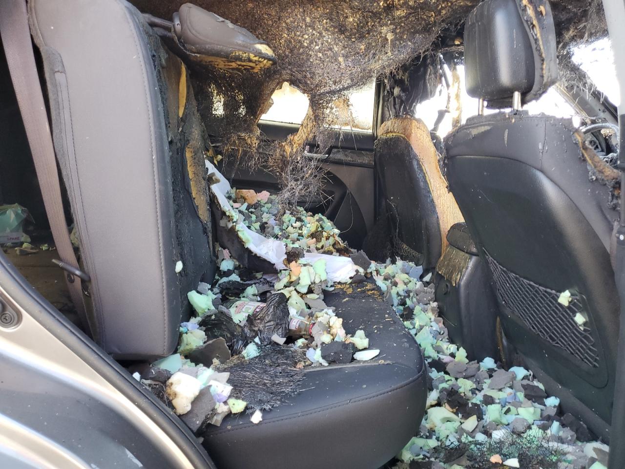 5XYKT4A6XCG192732 2012 Kia Sorento Base