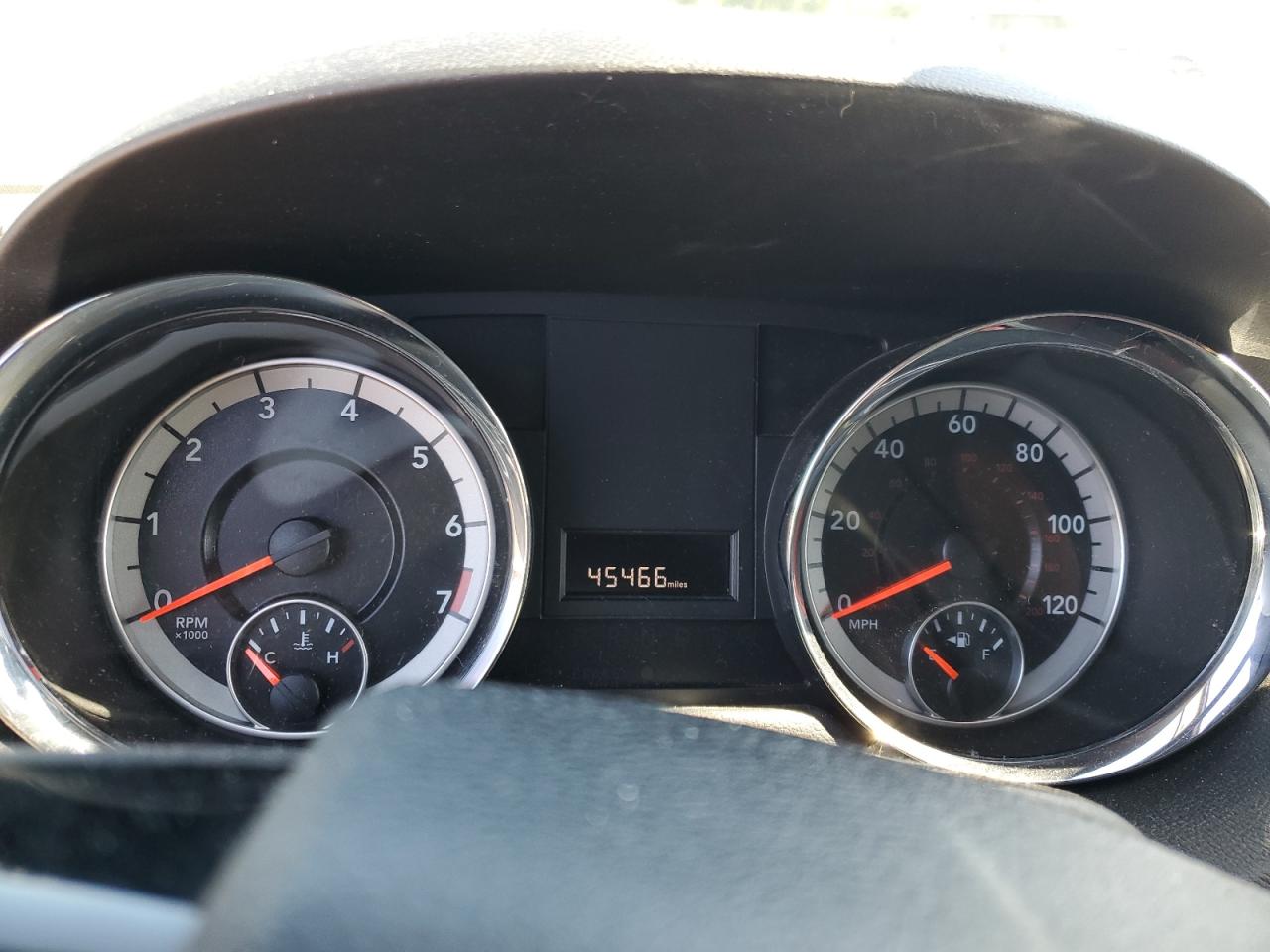 2C4RDGCG6JR242053 2018 Dodge Grand Caravan Sxt