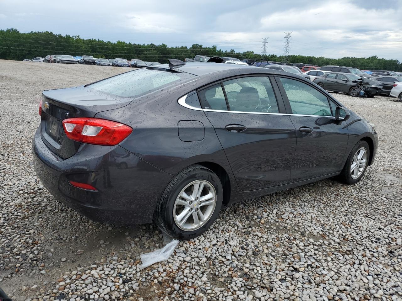 Lot #2645543513 2017 CHEVROLET CRUZE LT