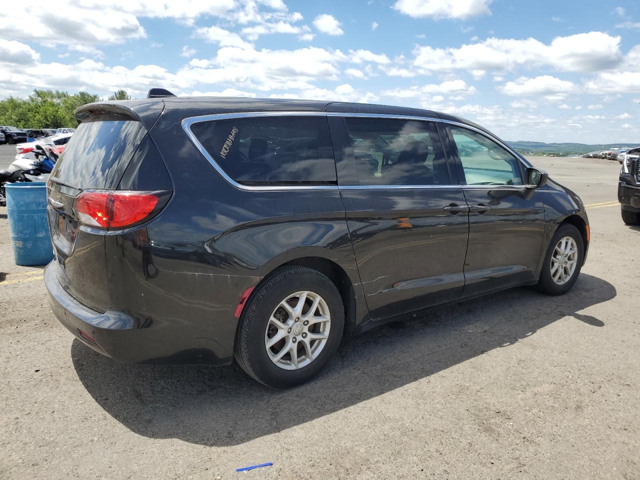 2018 Chrysler Pacifica Lx vin: 2C4RC1CG5JR182234