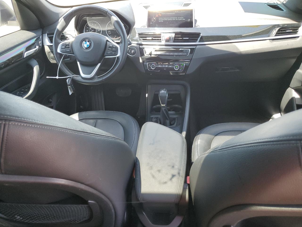 WBXHT3C38H5F86419 2017 BMW X1 xDrive28I