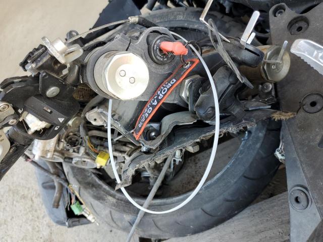 2011 SUZUKI GSX-R1000 JS1GT78A0B2101455