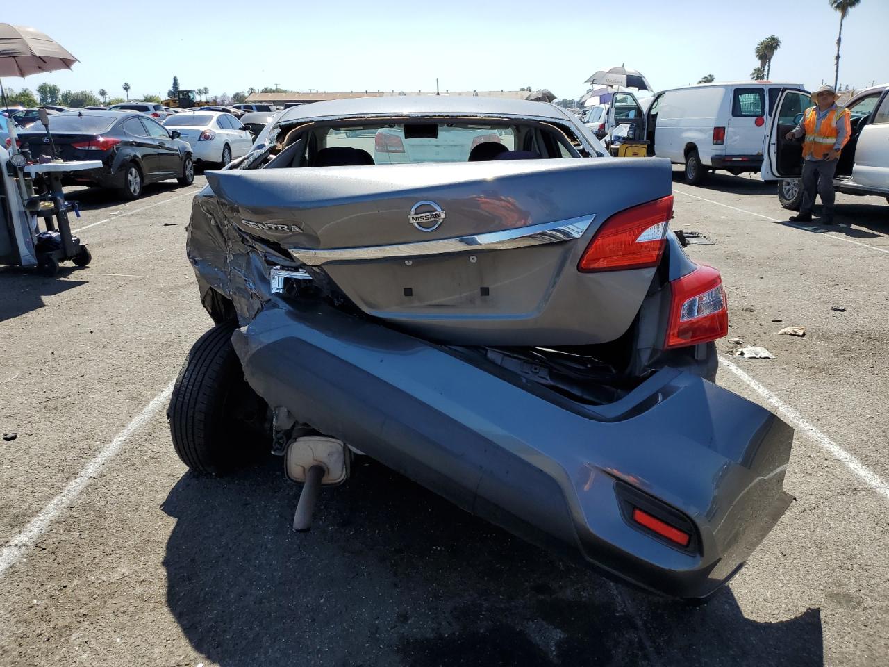 3N1AB7AP2GY318014 2016 Nissan Sentra S