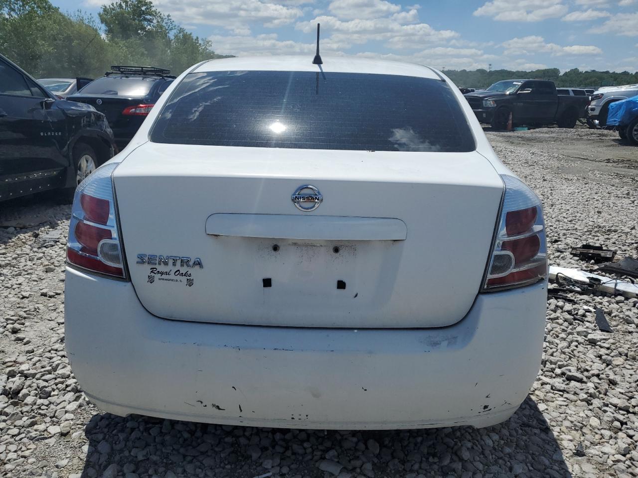 3N1AB61E38L749002 2008 Nissan Sentra 2.0