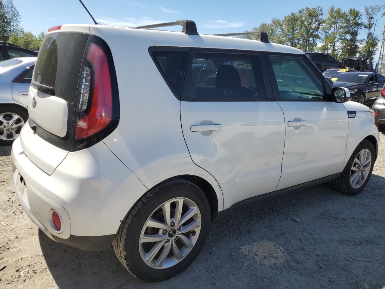 KNDJP3A52H7491976 2017 Kia Soul +