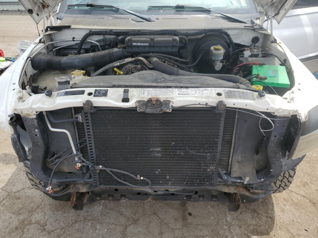 3B7KF26Z1YM208776 2000 Dodge Ram 2500