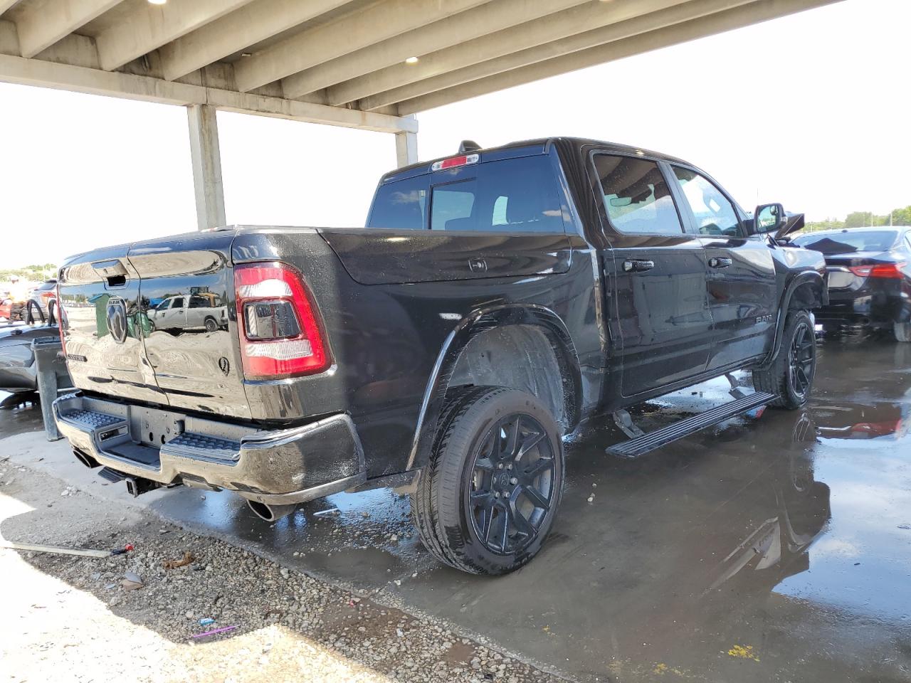 2021 Ram 1500 Laramie vin: 1C6RREJTXMN835090