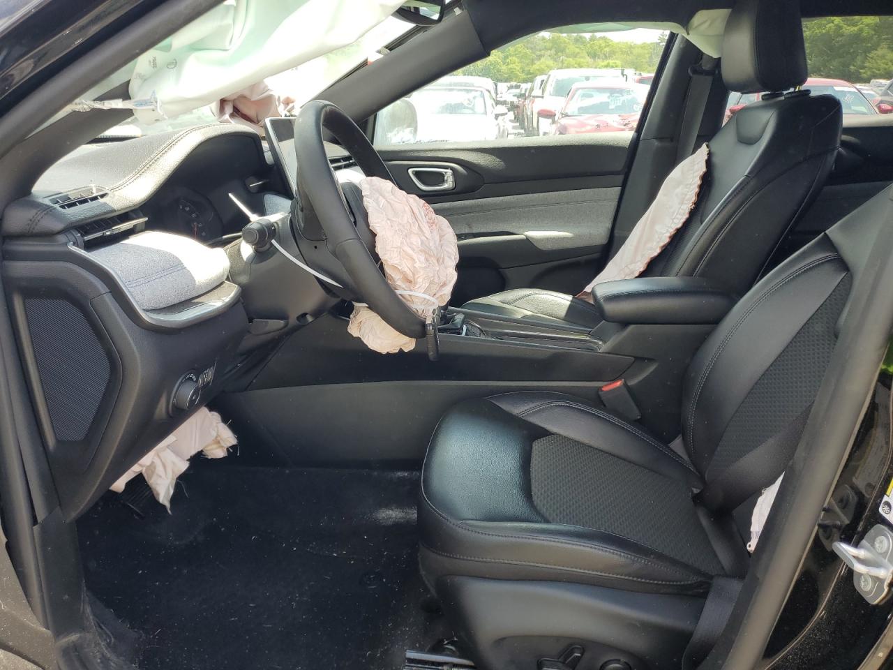 3C4NJDBN7PT503184 2023 Jeep Compass Latitude