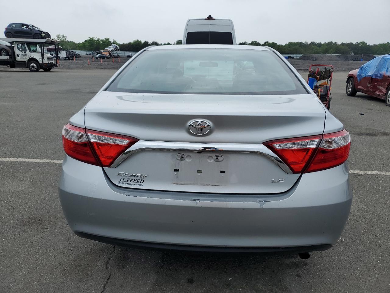 4T1BF1FK6GU581573 2016 Toyota Camry Le