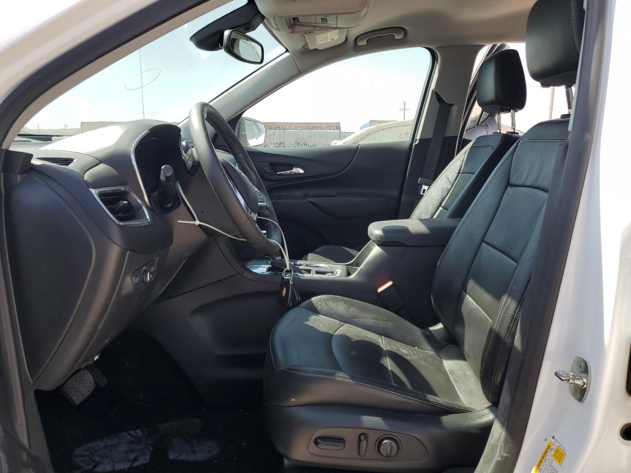 3GNAXKEV8LS715774 2020 Chevrolet Equinox Lt