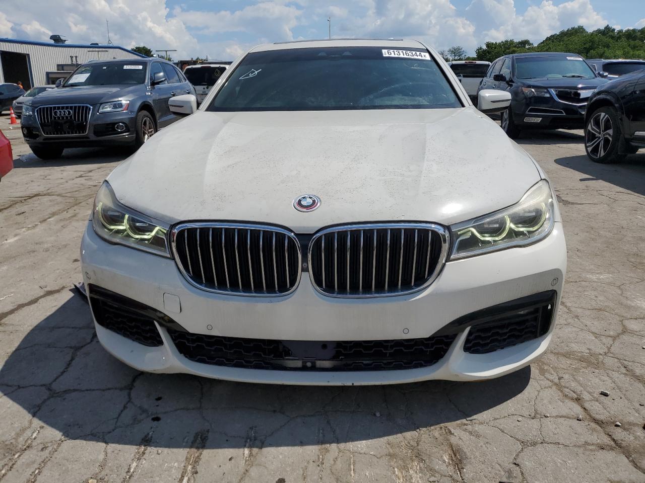 2016 BMW 750 Xi vin: WBA7F2C50GG416256