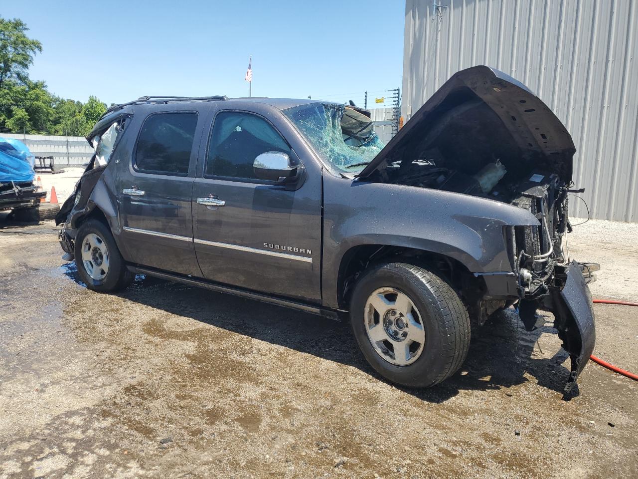 1GNSCKE01BR206891 2011 Chevrolet Suburban C1500 Ltz