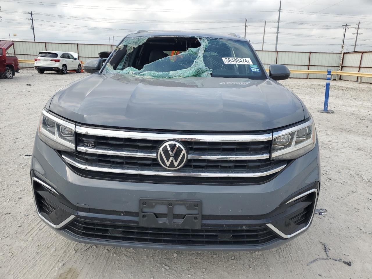 1V2ME2CA5MC239484 2021 Volkswagen Atlas Cross Sport Se