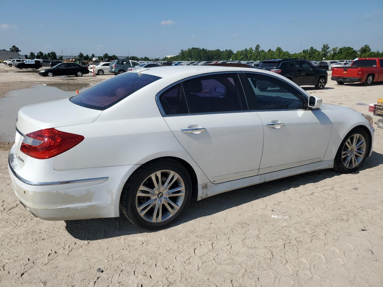 2012 Hyundai Genesis 3.8L vin: KMHGC4DD9CU173731