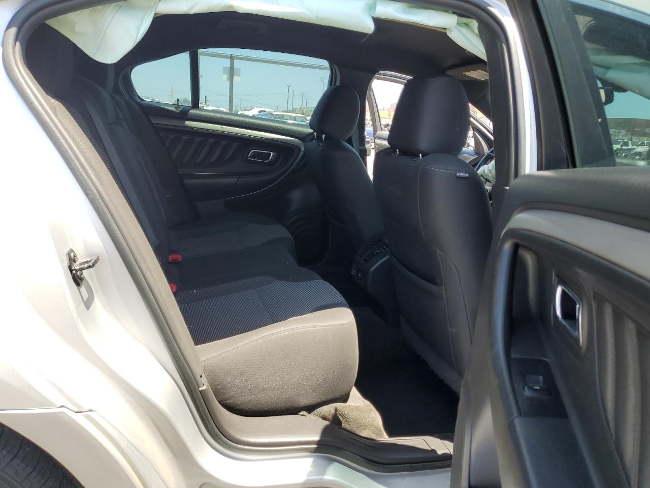 1FAHP2E84DG230801 2013 Ford Taurus Sel