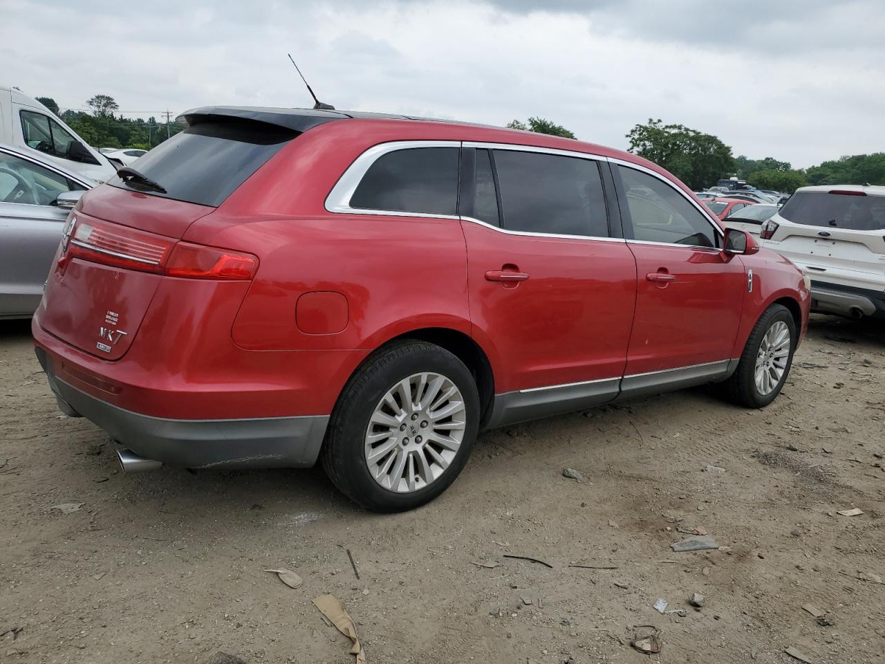 2LMHJ5AR5ABJ13789 2010 Lincoln Mkt