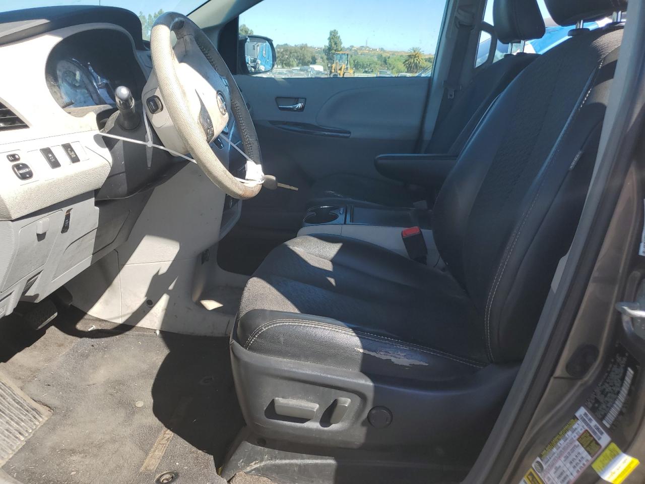 5TDXK3DC8ES421306 2014 Toyota Sienna Sport