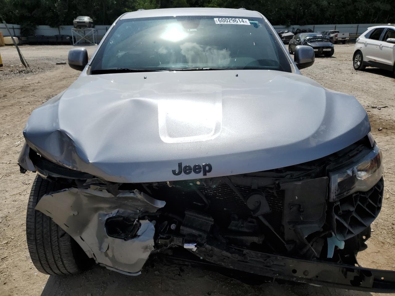 1C4RJFAG9LC419583 2020 Jeep Grand Cherokee Laredo