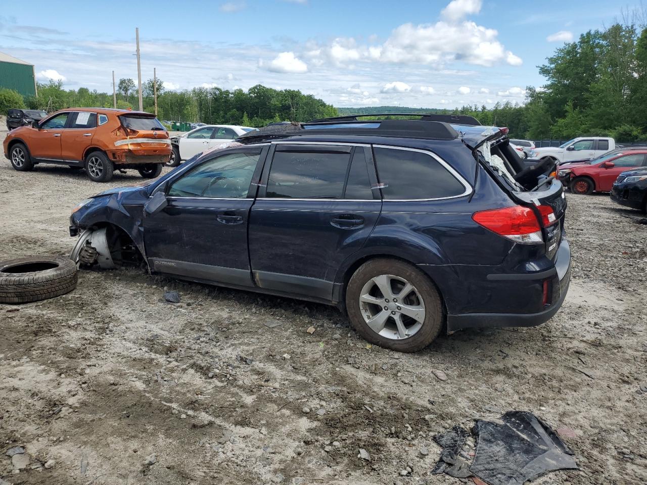 4S4BRBCCXD3200853 2013 Subaru Outback 2.5I Premium