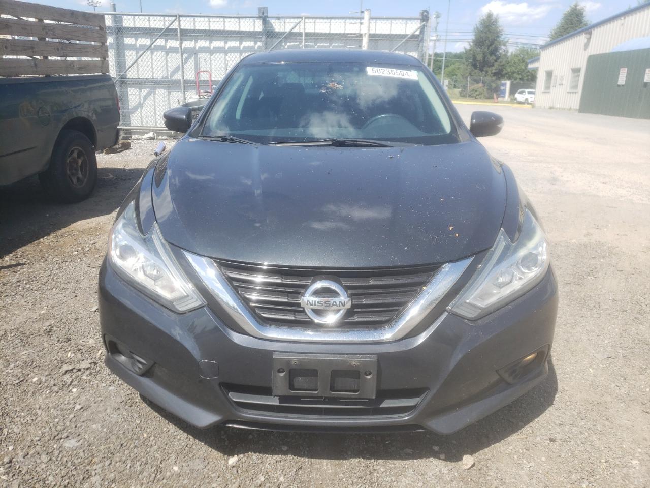 1N4AL3AP2HC272428 2017 Nissan Altima 2.5