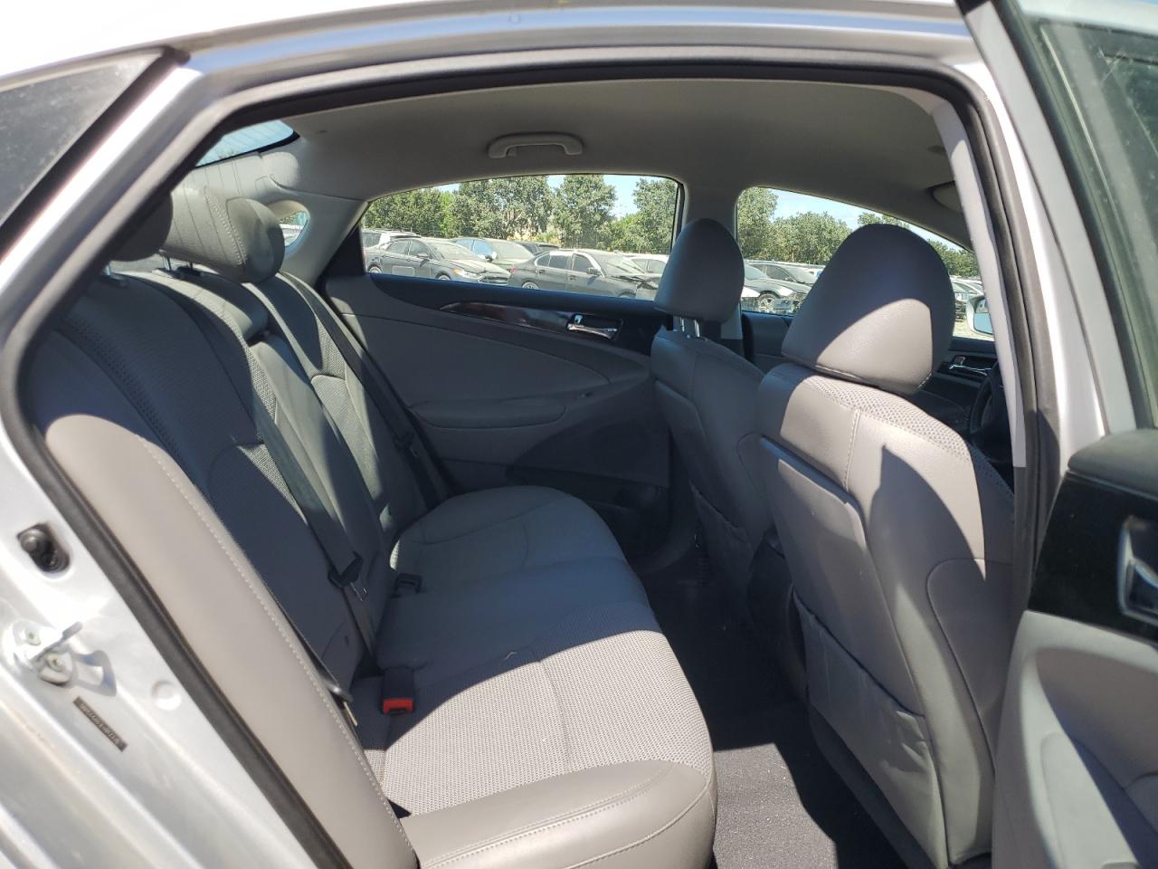 5NPEC4AB3EH912328 2014 Hyundai Sonata Se